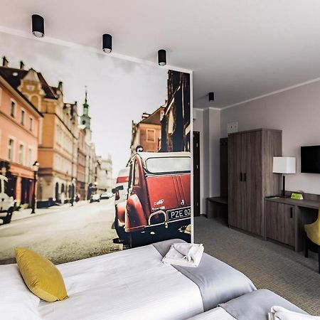 Meet Poznań Hotel Buitenkant foto