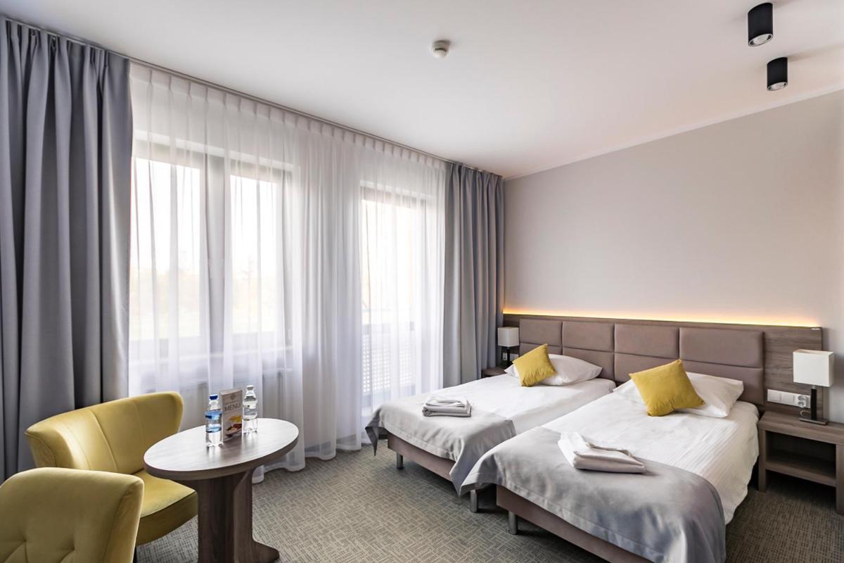 Meet Poznań Hotel Buitenkant foto