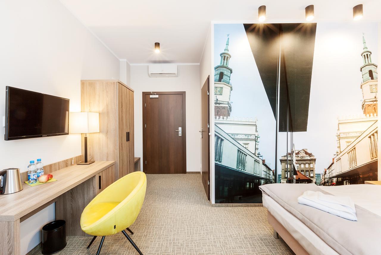 Meet Poznań Hotel Buitenkant foto