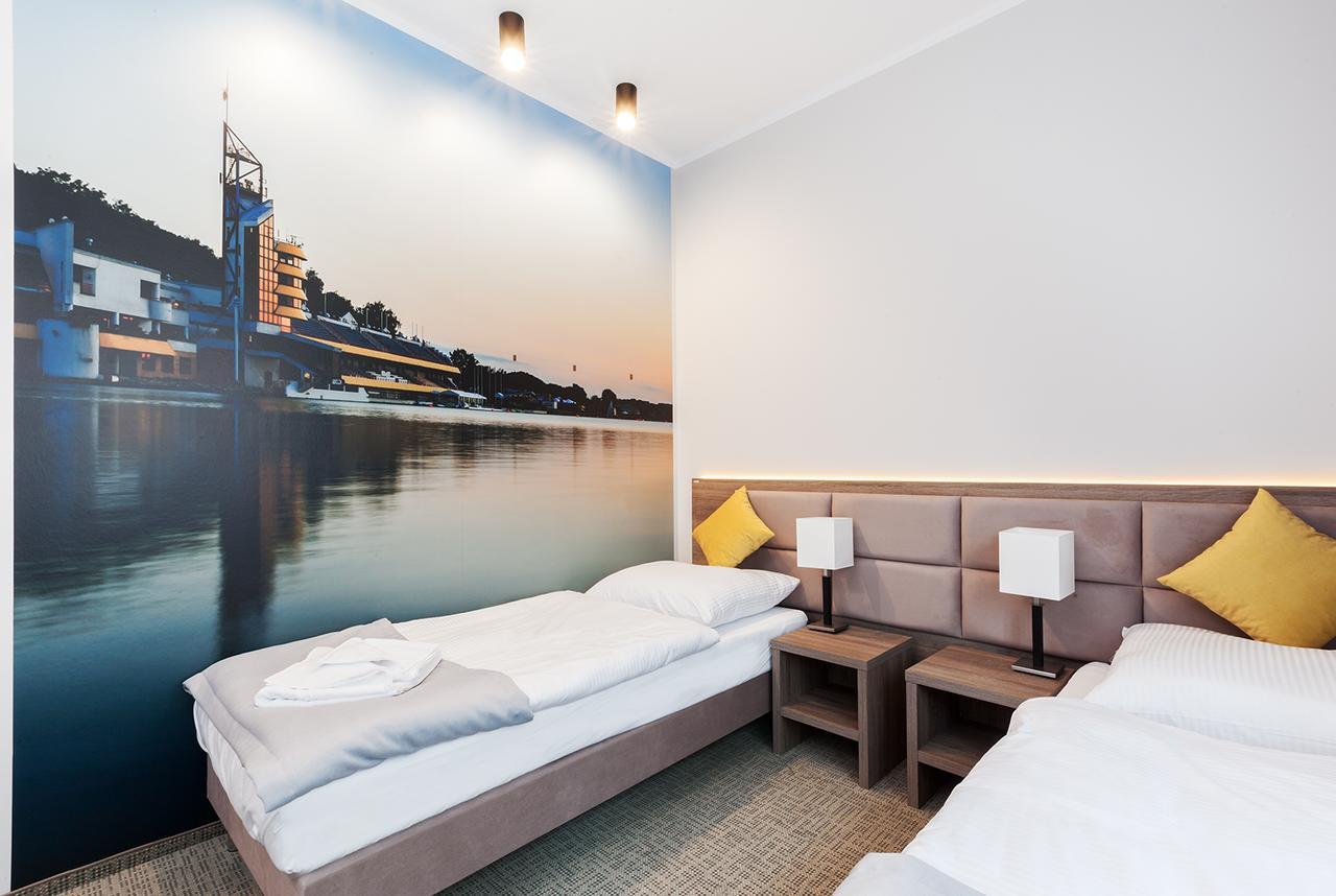 Meet Poznań Hotel Buitenkant foto