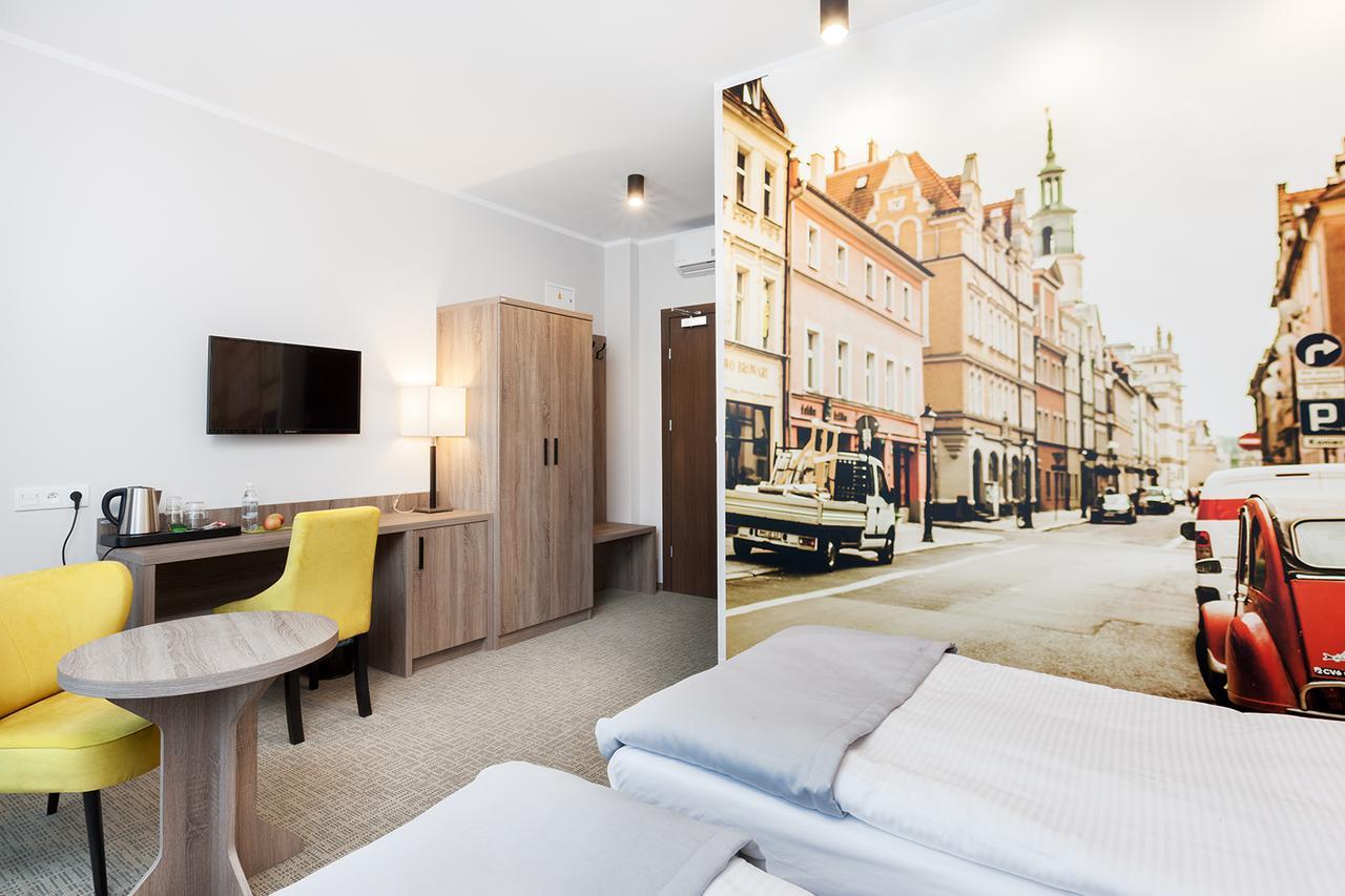 Meet Poznań Hotel Buitenkant foto