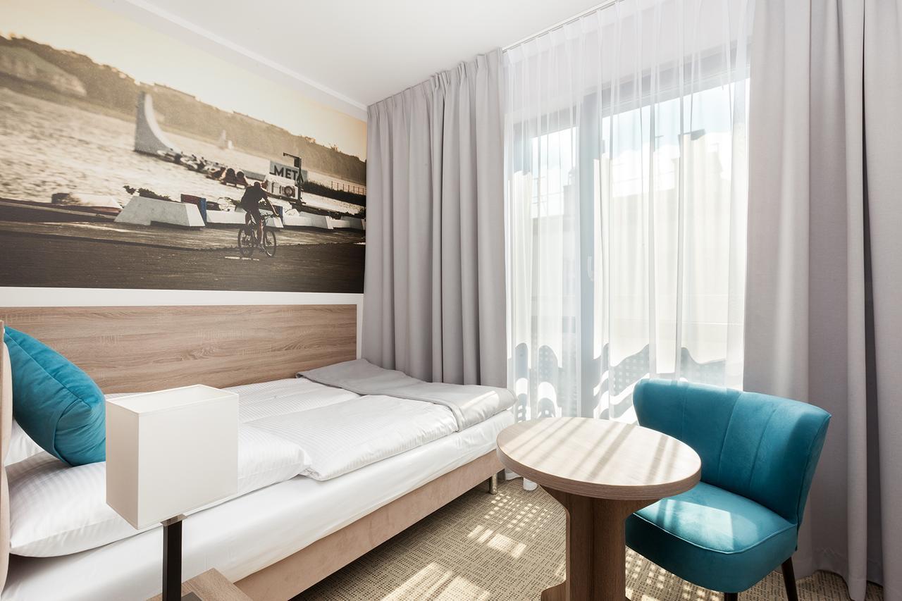 Meet Poznań Hotel Buitenkant foto