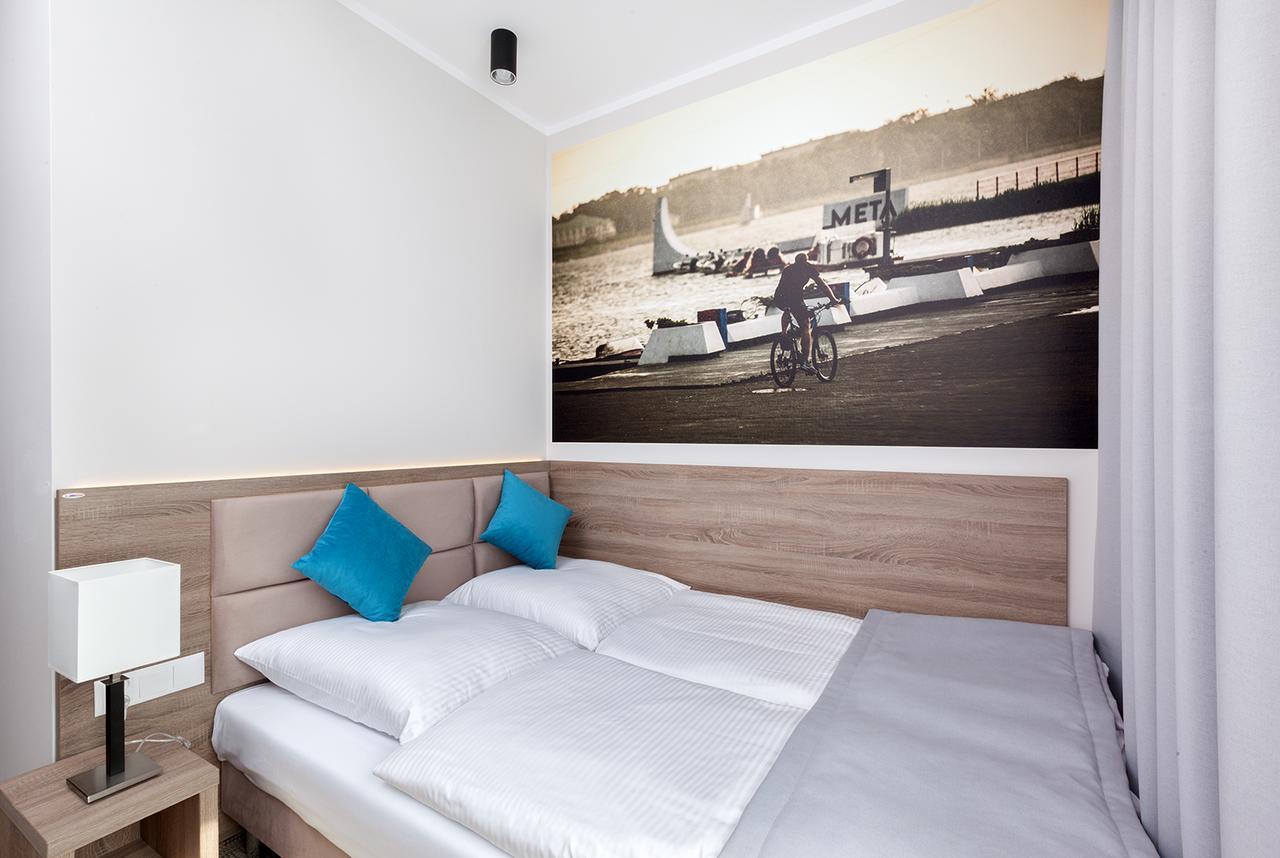 Meet Poznań Hotel Buitenkant foto