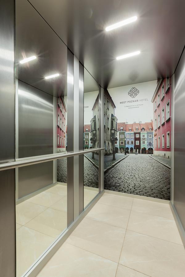 Meet Poznań Hotel Buitenkant foto