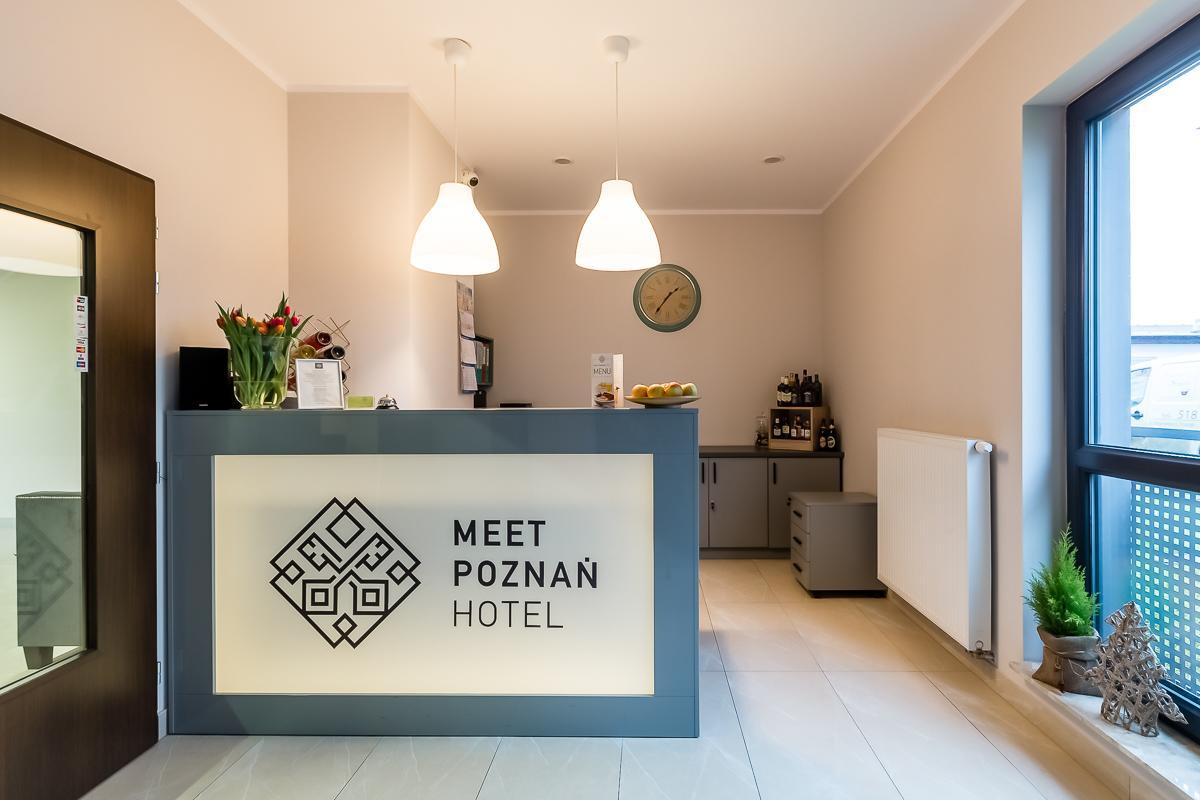 Meet Poznań Hotel Buitenkant foto